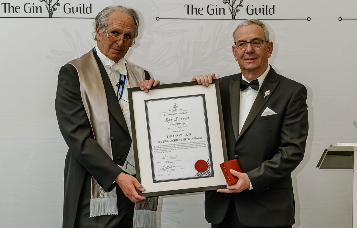 Lifetime achievement award presented to Rob Dorsett in 2025