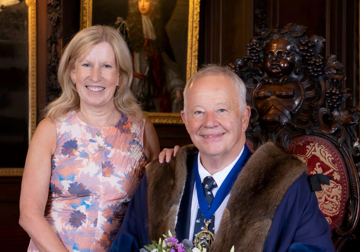 Master Vintner Ian Harris MBE BA DipWSET and his Consort, Lindsey Harris Picture Courtesy: The Vintners Company